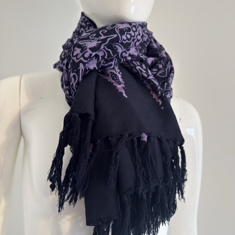 Women’s Shawl or Scarf 100% Rayon Purple and Black Accessory